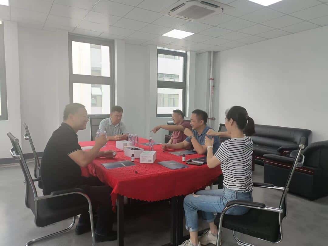 旌德县委常委副县长胡兴华带队到海昭生物进行考察调研